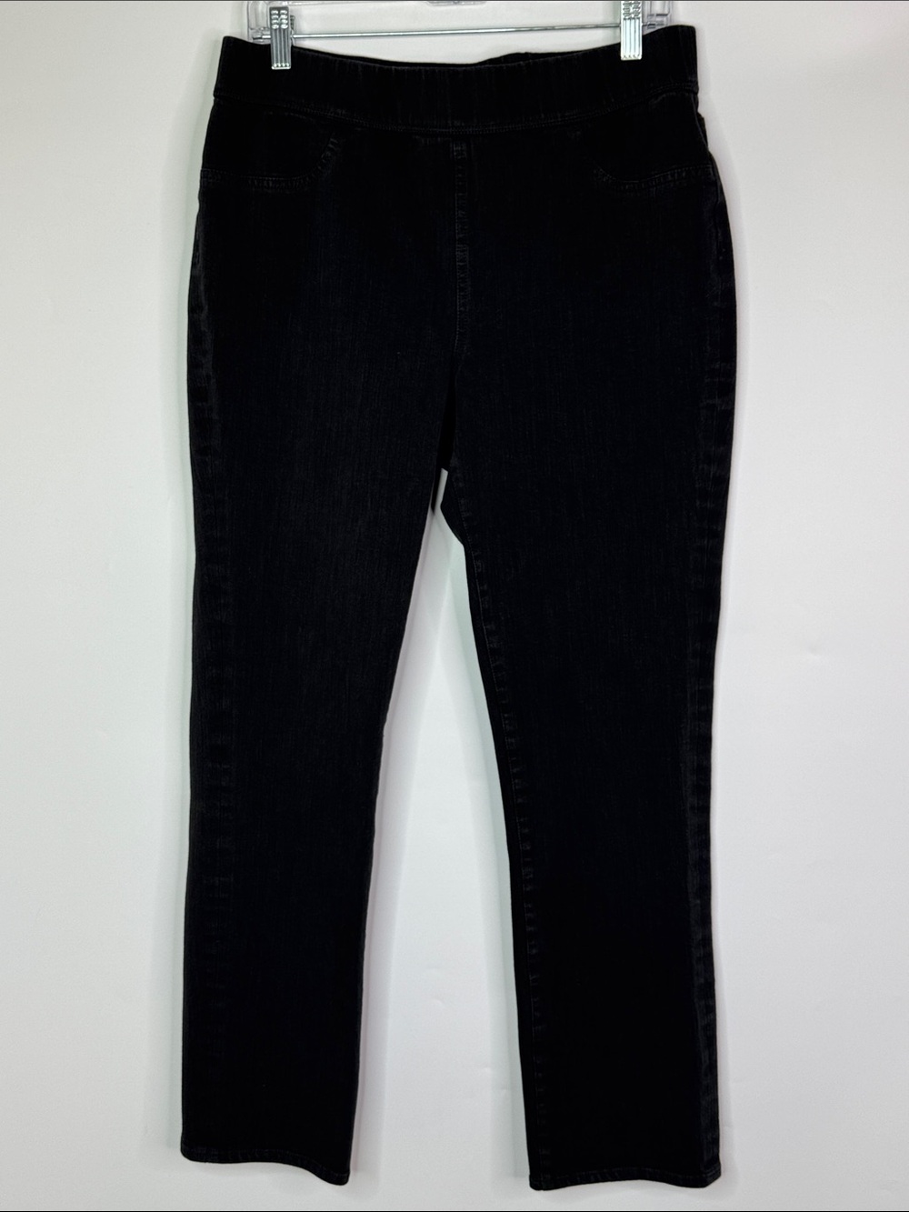 L.L. Bean 503148 Classic Fit Black Pull On Stretch Waist Black Jeans Size 14
